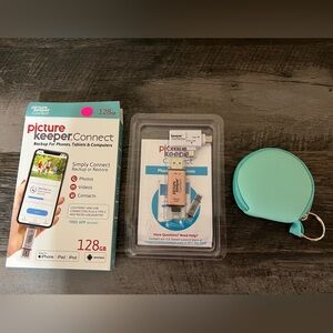 Picture Keeper Connect-128GB-NEVER USED-Rose Gold w/carry pouch